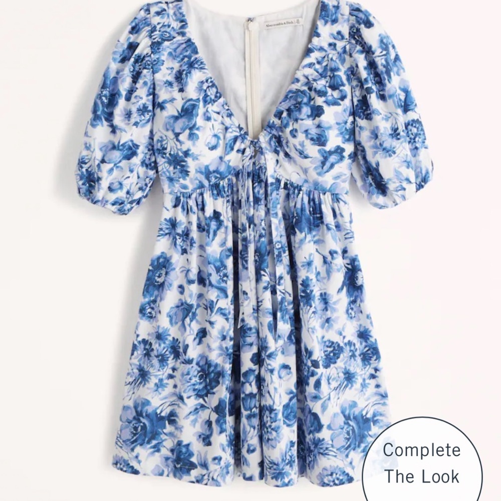 Abercrombie and fitch blue floral puff sleeve plunge mini dress - worn once